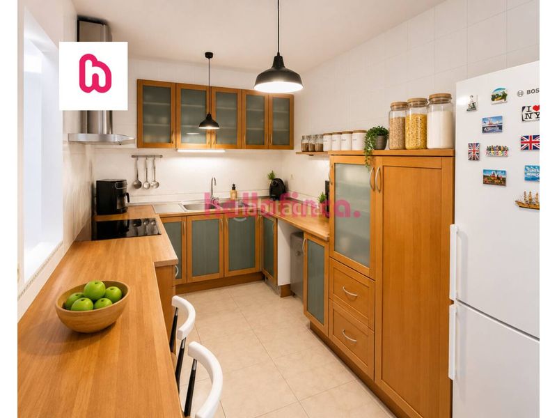 Foto deb760e6-f138-40c3-ae3c-b8f443c76b5b. Casa aparellada amb calefacció aparcament a Roca del Vallès (La)