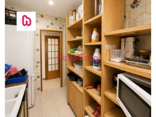 Pis  Calle puigpardines. Piso luminoso con balcon y 4 habitaciones en puigpardines  manll