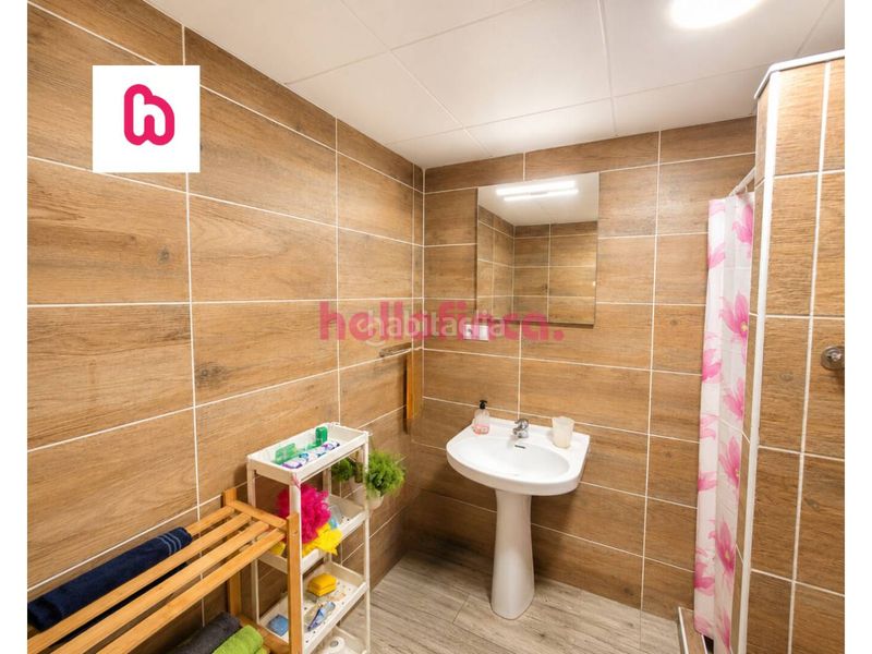 Foto a2865e44-21f1-4f33-8a1d-c361eaa6b415. Pis a Manlleu