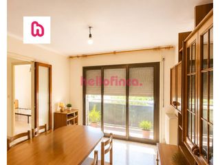 Flat  Bajada sant nicolau. Amplio piso de 3 habitaciones en pleno centro de igualada
