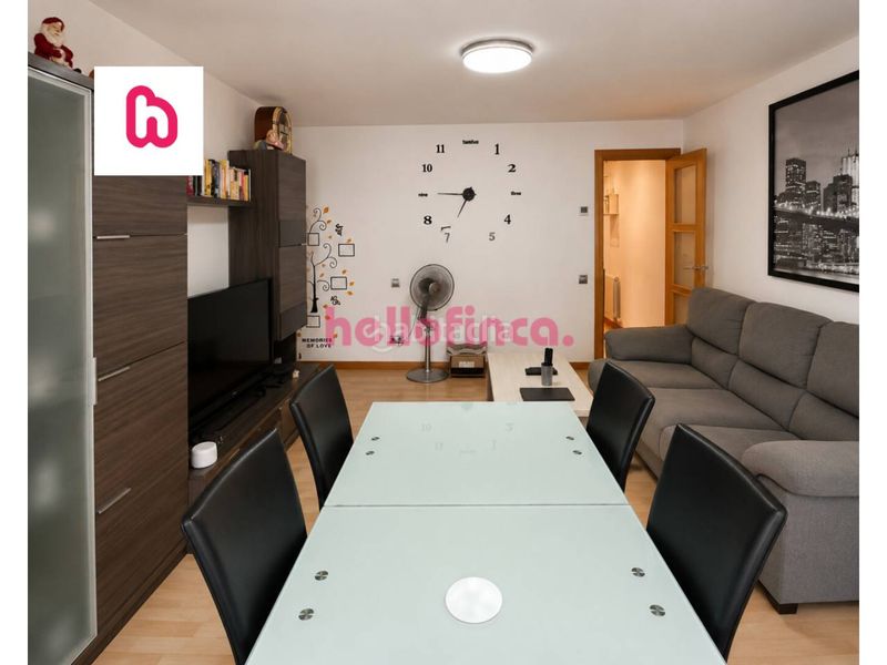 Foto 6327b89f-d873-481e-8108-5dc6c9546ff6. Flat with heating in Centre Ripollet