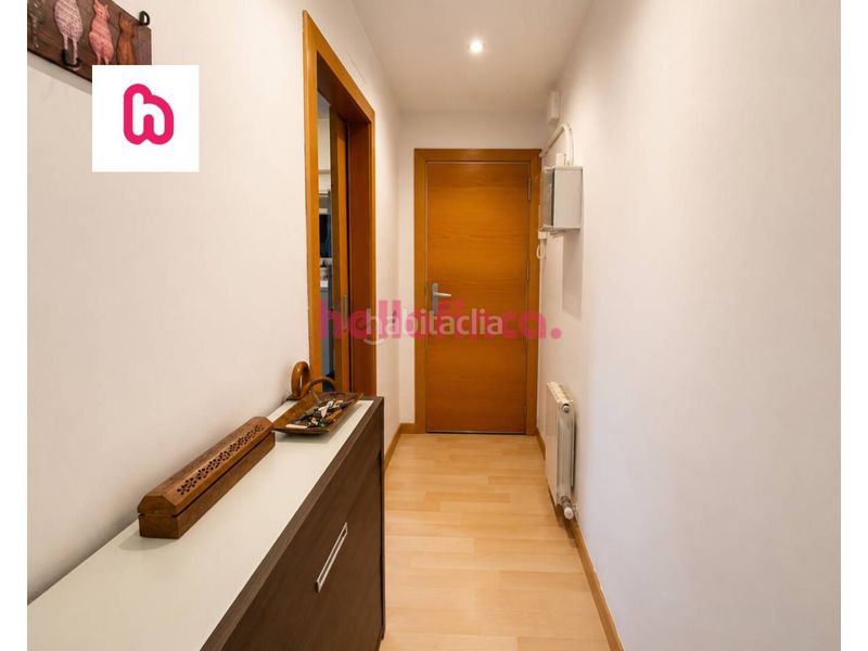 Foto a4c47561-ddfd-4a98-90e5-68fd787c2900. Flat with heating in Centre Ripollet