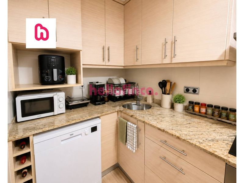 Foto bfbaedb6-6cb6-42e5-97e7-0d170a17f553. Flat with heating in Centre Ripollet