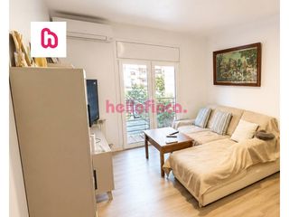 Pis  Calle joan vidal i jumbert. Piso reformado con 3 habitacione sy balcón en el barrio de lhost