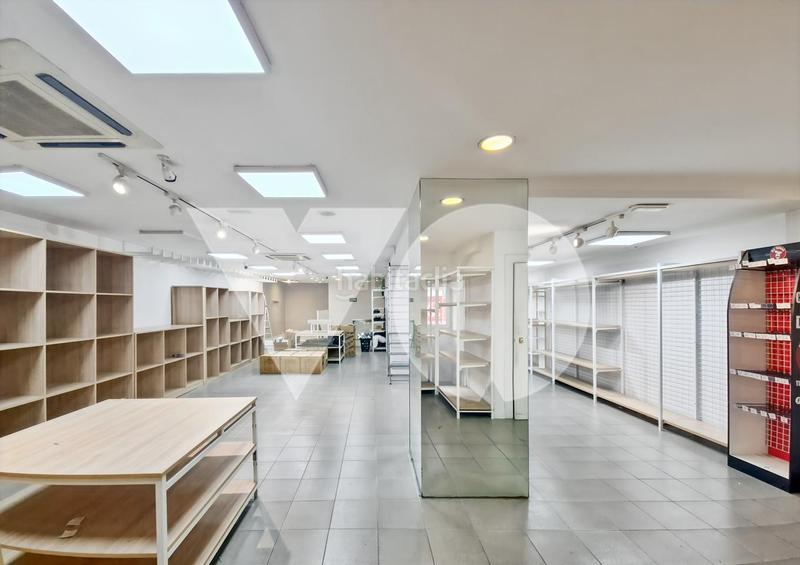 Foto 0e350cff-a9c5-4991-8fd9-97ac6a0bc2c2. Local comercial local en calle bravo murillo, tetuán, en Madrid