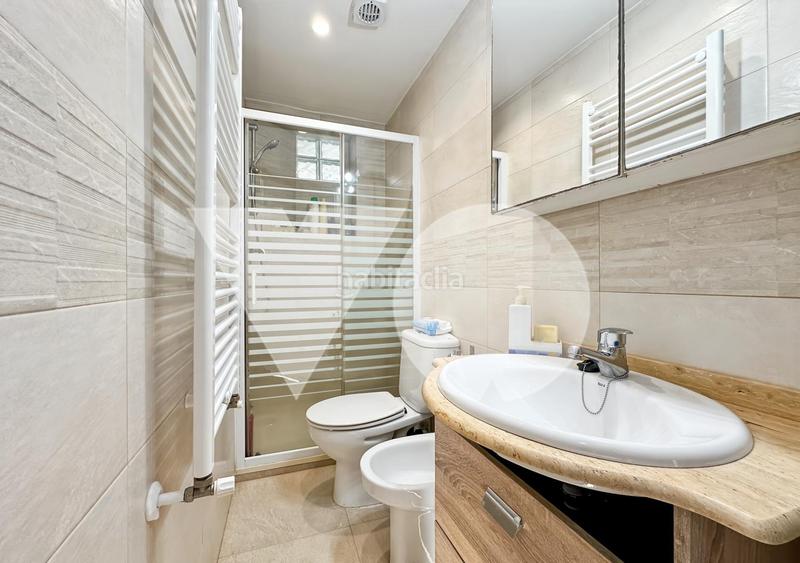 Foto 64f0a177-e505-47f1-8456-9858a9525ad1. Piso  en venta en calle del aligustre, Valdeacederas, tetuán, en Madrid