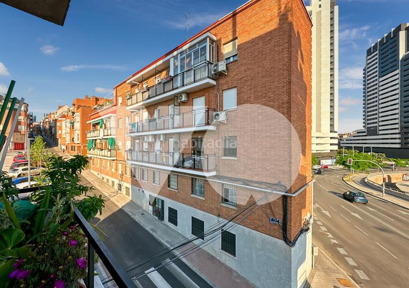 Foto ba4973f2-0146-4df8-bdd9-5ab49d551710. Piso  en venta en calle del aligustre, Valdeacederas, tetuán, en Madrid