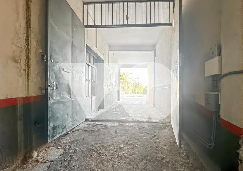 Foto df8d47e3-de99-4ef4-aadf-a4c0cb940591. Piso  en venta en calle del aligustre, Valdeacederas, tetuán, en Madrid