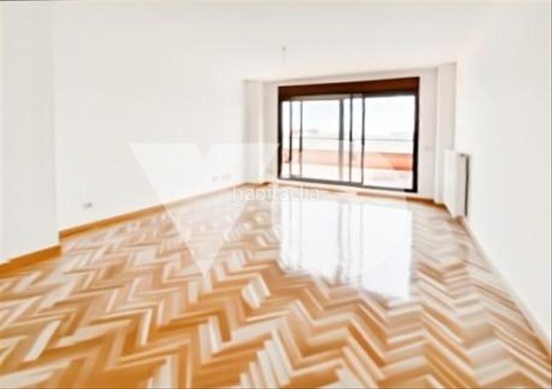 Foto 5be1389a-0600-409b-a03f-609e165314bd. Alquiler piso ático en alquiler en calle población de campos, Las Tablas, fuencarral, en Madrid