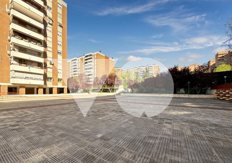 Foto 25d97e77-6567-4c98-aa51-57b69e2b22dc. Pis amb calefacció aparcament a Peñagrande Madrid