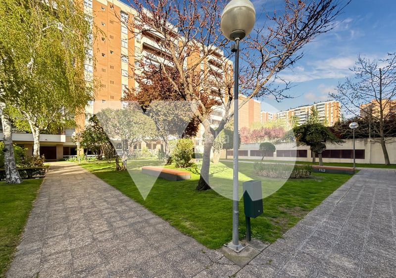 Foto 919aa824-4d01-4324-b859-ec8f96d68951. Pis amb calefacció aparcament a Peñagrande Madrid
