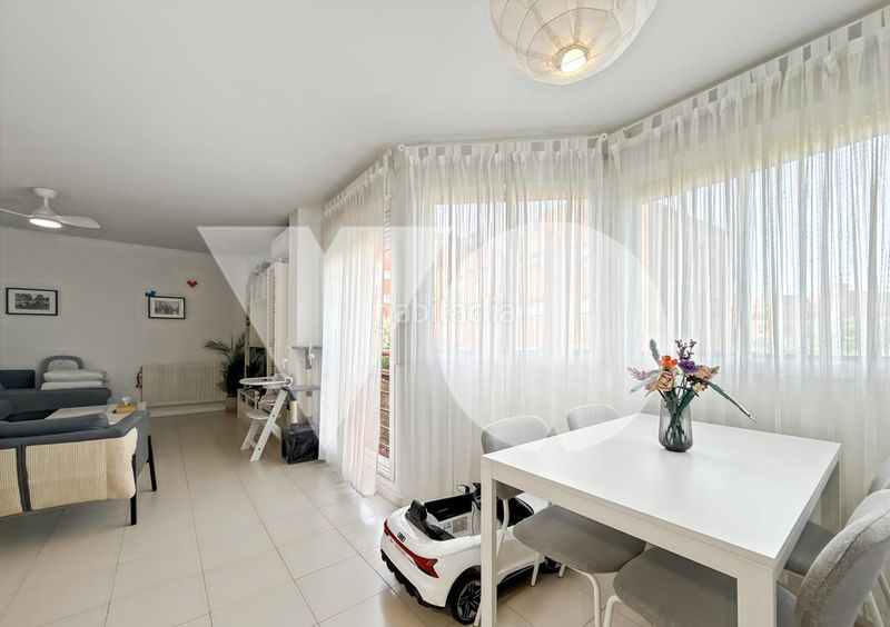 Foto 2ee9c544-400f-4ceb-bab5-958f64e47e50. Pis amb aparcament a Tres Olivos-Valverde Madrid