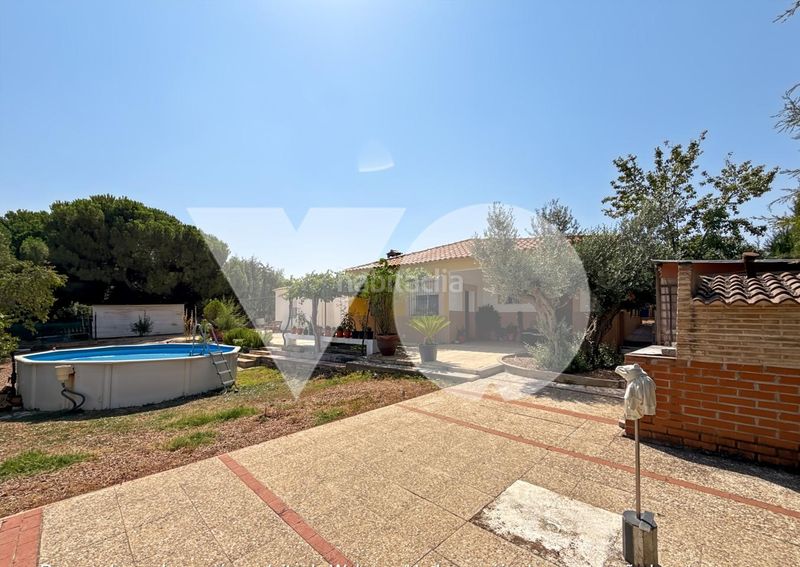 Foto 0d6739f8-26a8-4974-a22b-32ef5a99169b. Casa amb piscina a Almodóvar del Campo