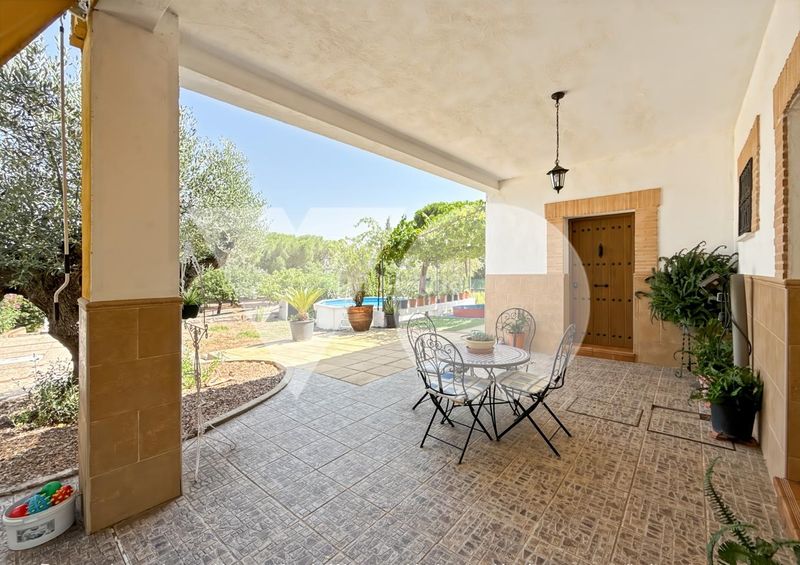 Foto 5f156359-809a-4238-b927-95439faecfee. Casa amb piscina a Almodóvar del Campo