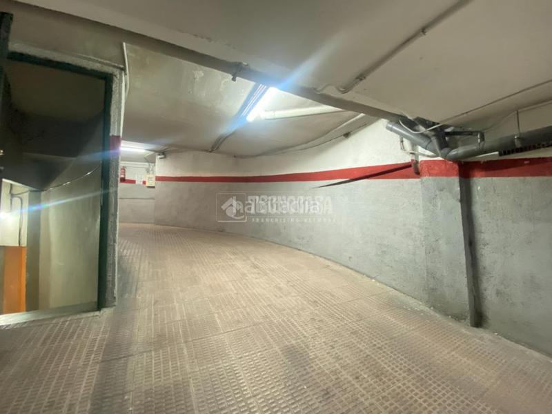 Foto 708b7402-6cd9-4a50-930c-160aa713f3f2. Affitto posto auto in Centro Alcobendas