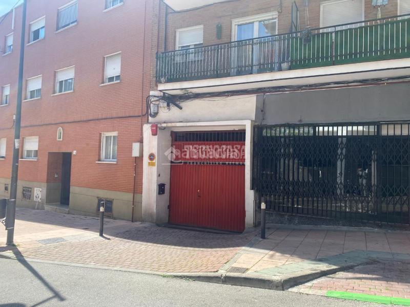 Foto 90d53c6f-a480-4217-bd0a-c20b8669642b. Alquiler parking coche boxplaza de garaje en alquiler en Alcobendas