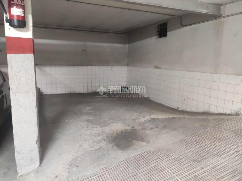Foto 8799ebc4-3abd-478f-b343-2ba074ad893d. Miete autoparkplatz in Centro Alcobendas