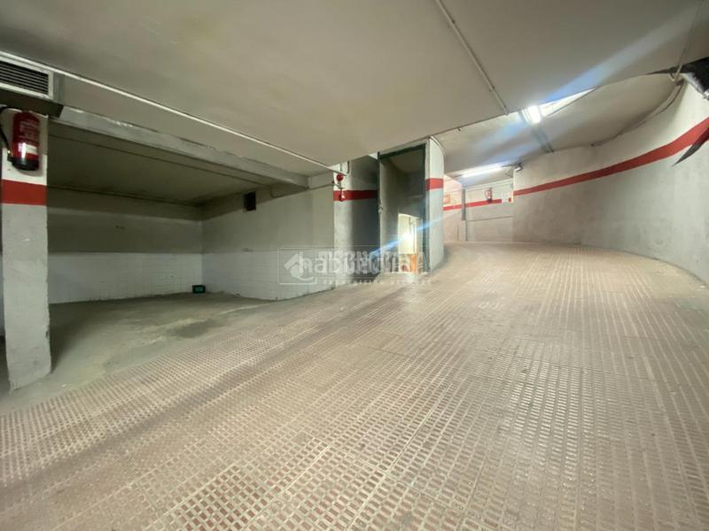 Foto be560055-ee45-4008-a73b-b0f6e36ef6c8. Miete autoparkplatz in Centro Alcobendas