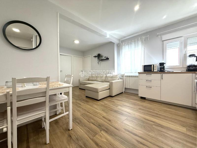 Foto b31eb1b5-70d8-446e-bd2f-6b8f6285bc9e. Pis amb calefacció a Centro Alcobendas