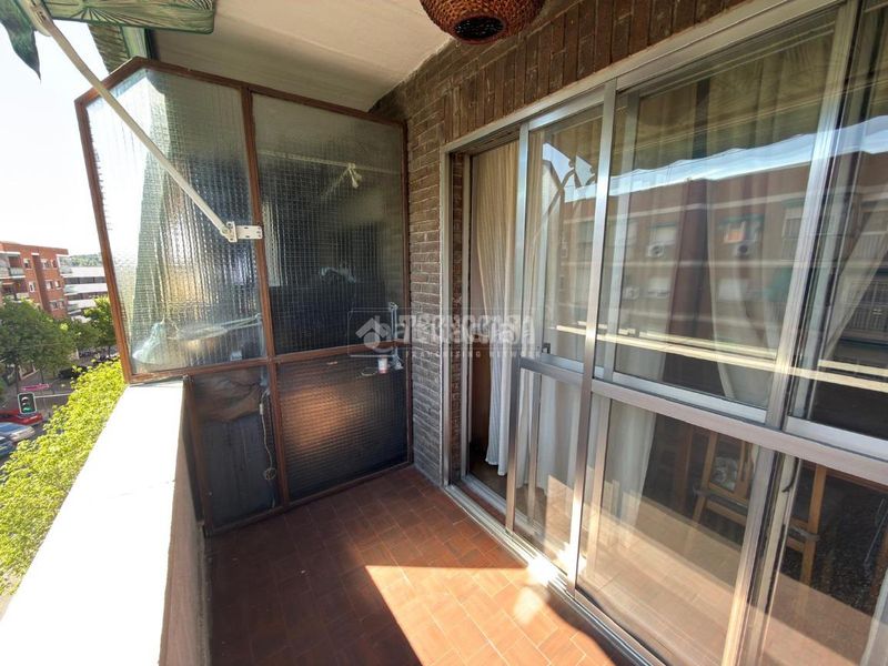 Foto 074514fb-911b-4df9-9f1c-3d4f8dcbfc56. Pis amb calefacció aparcament a Centro Alcobendas