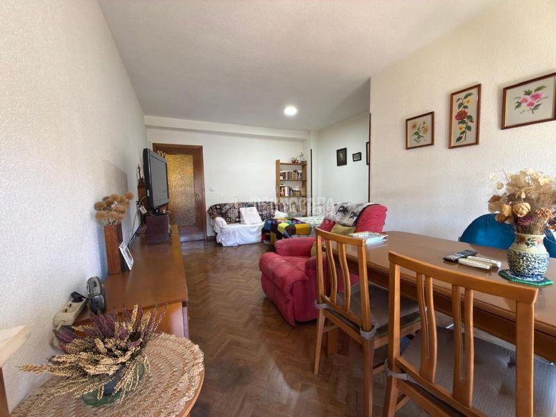 Foto 5a2e816b-d498-4681-bd83-2b86e79b0630. Pis amb calefacció aparcament a Centro Alcobendas