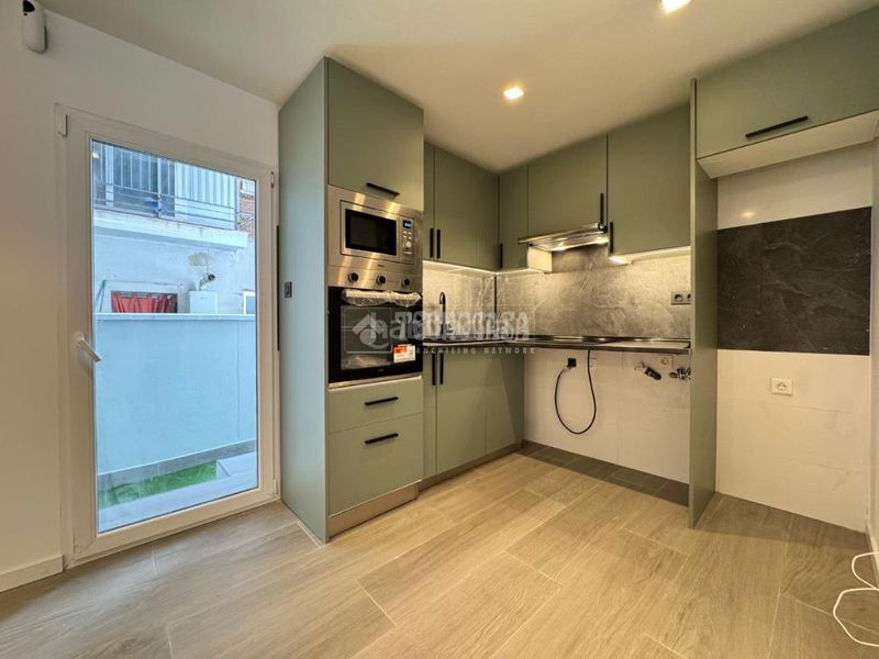 Foto dbc81e1b-4dbe-4363-8dc6-bd62d6e538ac. Pis amb calefacció a Centro Alcobendas