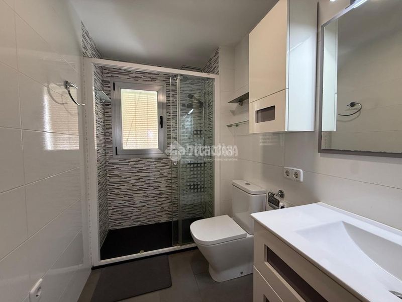 Foto e011f1f8-01b9-4be0-bb3f-9a851e5e3685. Flat with heating in Centro Alcobendas