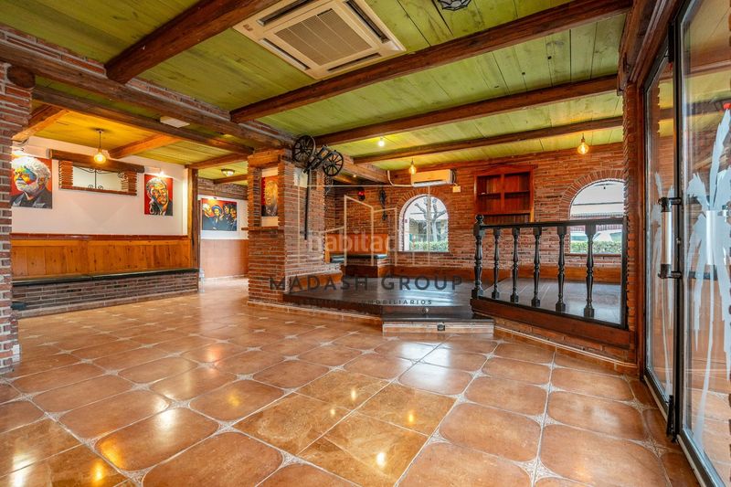 Foto b8cbf939-9db5-49dc-a3bb-5a3f6c0238ea. Local comercial a Platja de Llevant Salou