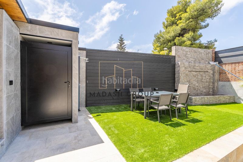 Foto ed652d86-cefd-4cfb-84bc-3bc489ee826a. Xalet amb calefacció piscina a Ciutat jardí Bonanova Calafell