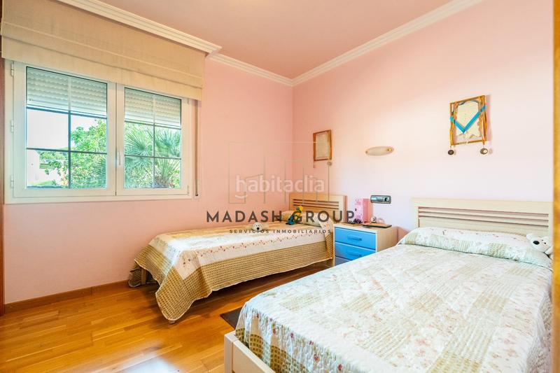 Foto 46951a7d-207c-4941-afc2-2b06062373bd. Chalet with heating parking pool in Almoster