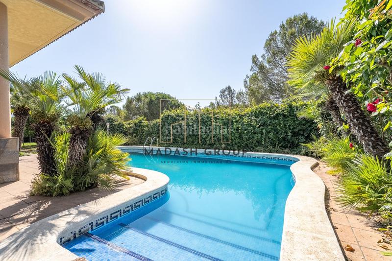 Foto 5a27ff23-0db7-4412-bb0d-cd351889328c. Chalet with heating parking pool in Almoster