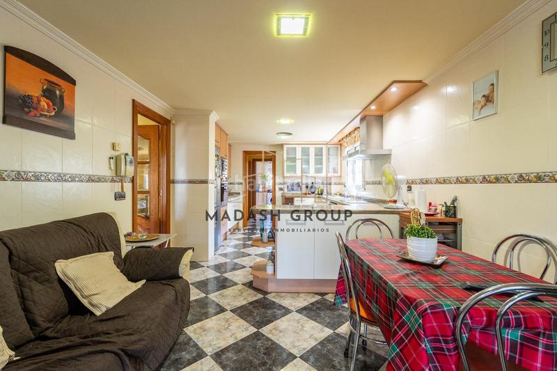 Foto 60dd98f2-162b-4b66-935c-ad619af0b1e2. Chalet with heating parking pool in Almoster