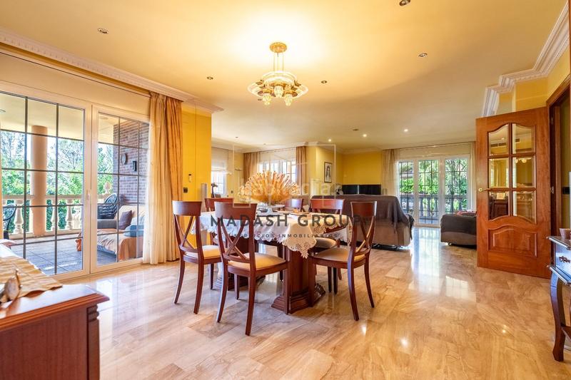 Foto 796b5bf0-41eb-419d-ab3b-75354edb210d. Chalet with heating parking pool in Almoster