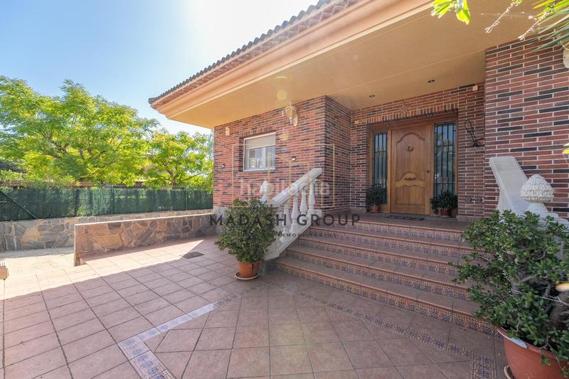 Foto afd2bf28-14d0-4364-9fd5-a7fb06aa17a7. Chalet with heating parking pool in Almoster