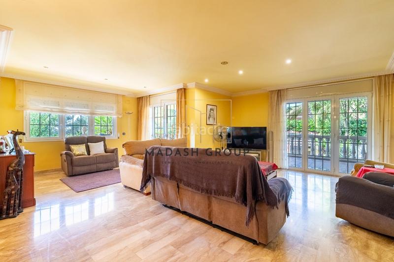 Foto b3e413c2-6e73-456e-b5de-c5cf9e147140. Chalet with heating parking pool in Almoster