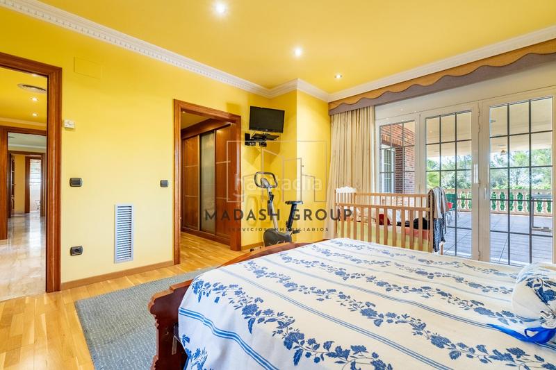 Foto f29898e2-e446-4179-9a6d-36a91cd0154c. Chalet with heating parking pool in Almoster