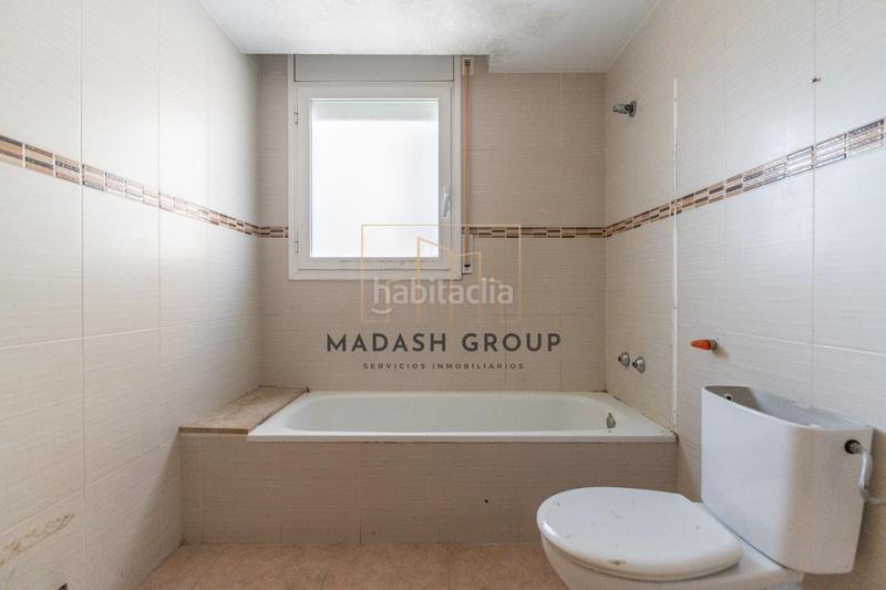 Foto cbb7c2c6-ebc5-42aa-8597-0756f8f7c7f1. Maison jumelée avec parking dans Valls