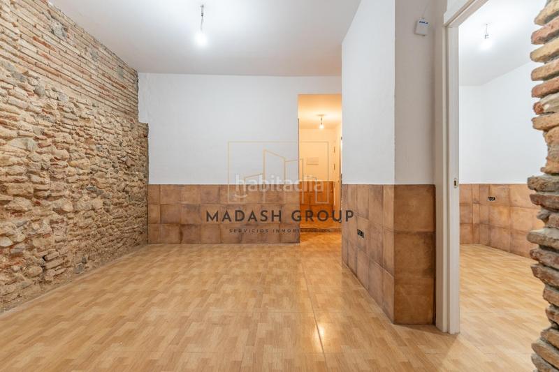 Foto 9f5a9350-9704-4ac5-86e7-8c2d63b2210a. Piso estudio reformado en calle eugeni mata en Centre Reus
