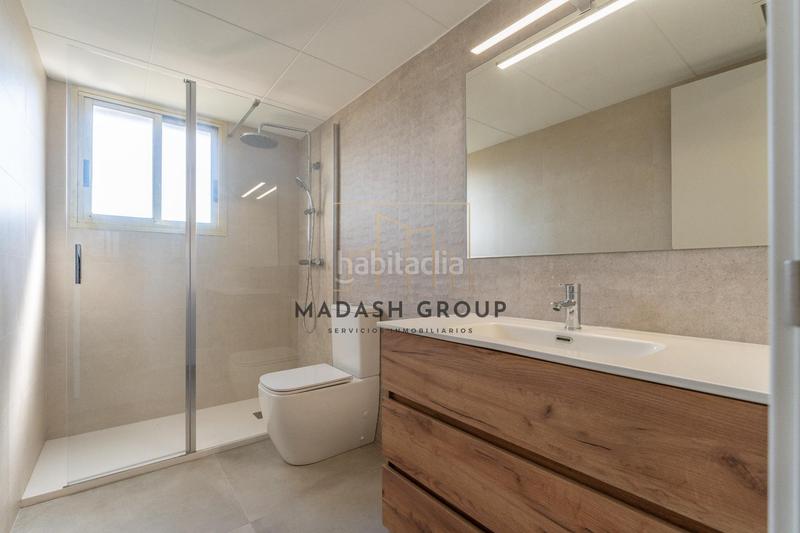 Foto 6267b0ae-fba1-4d98-b4d5-72ce12a62070. Piso  3 habitaciones en calle barcelona, piscina comunitaria. en Salou