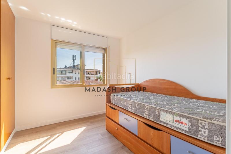 Foto ee505389-22d6-4716-b7dc-fea1954ecfff. Piso  3 habitaciones en calle barcelona, piscina comunitaria. en Salou