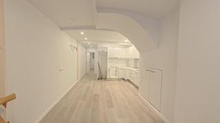 Appartement  Carrer sta clara. Bajo reformado en centro de reus