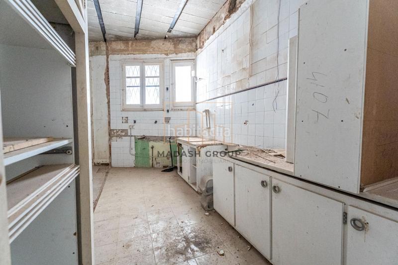 Foto 676578b7-bd0a-4cce-a6e6-2f63c27ed016. Edificio  a reformar centro en Centre Reus