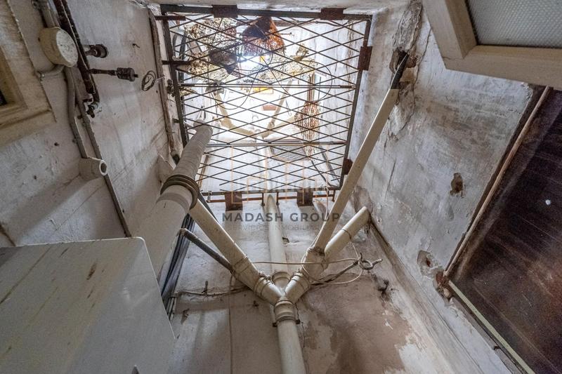 Foto ef59935b-3411-41be-84b9-be5536c96986. Edificio  a reformar centro en Centre Reus