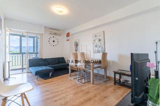 Pis  Carrer abat llort. Piso de tres habitaciones, abat llort valls.