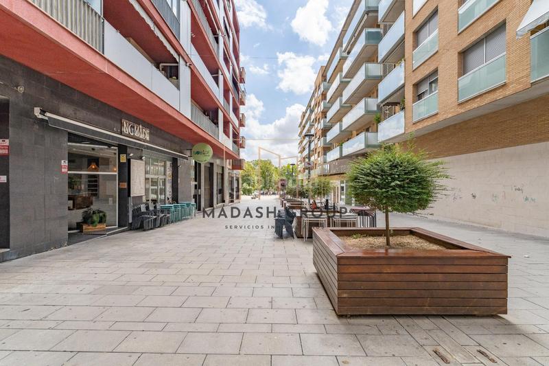 Foto 0f2db7d8-6145-458b-b8d3-28cd98444a48. Rent business premise in Valls