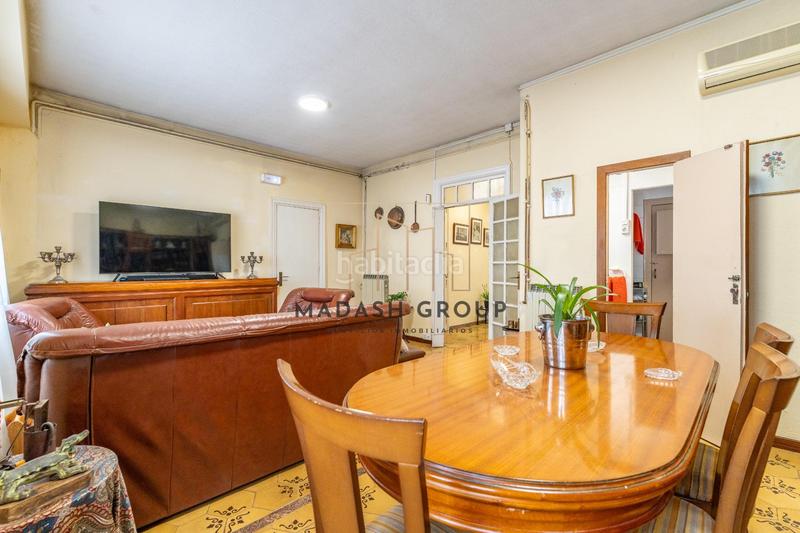 Foto 6a3391ef-efa4-453b-8bce-ede870e9a4a4. Casa con parcheggio in Centre Reus