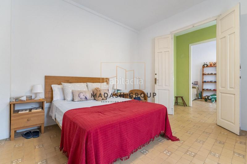 Foto c905bf8f-2707-447f-b7a9-0bc428cf2326. Casa con parcheggio in Centre Reus