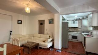 Appartement  Carrer escultor modest gene. Vivienda para adaptar a tu gusto en reus  escultor modesto gené