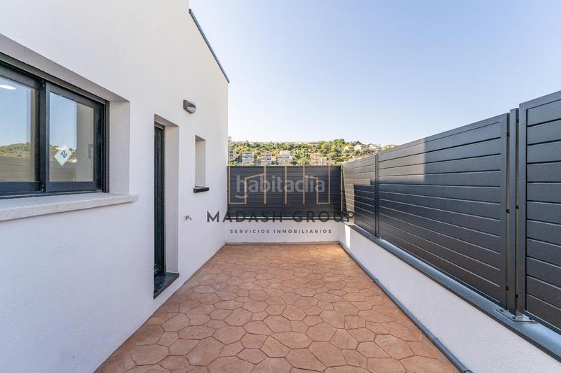 Foto 40226822-4bc1-4ebb-b292-2922c479d84b. Xalet amb calefacció aparcament piscina a Segur de Calafell nucli urbà Segur de Calafell