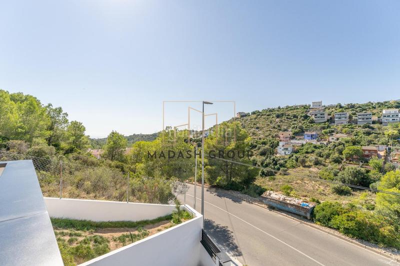 Foto a1c81cf2-2059-4f7a-9685-8e810b2d36f4. Xalet amb calefacció aparcament piscina a Segur de Calafell nucli urbà Segur de Calafell